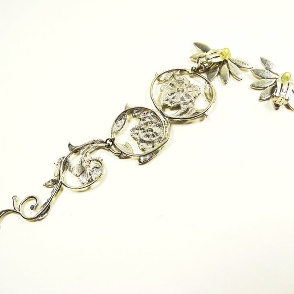 BURBERRY $1450 Half Daisy Drop & Stud Mismatched Earrings In Iris Yellow Crystal - Picture 10 of 11